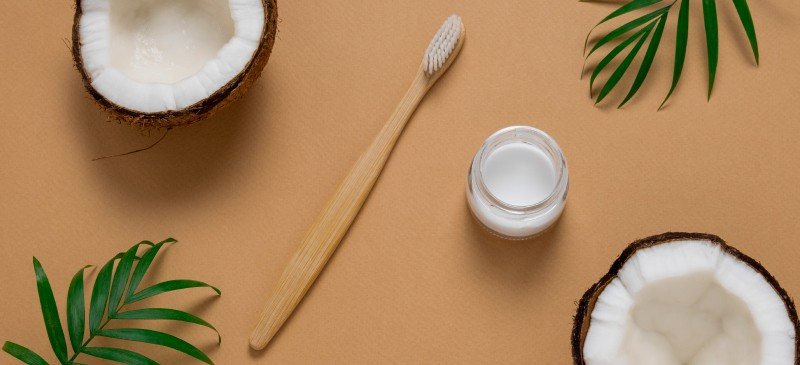 A New Study Suggests Coconut Oil Outperforms Traditional Toothpaste