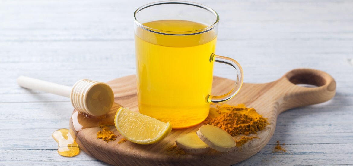 Understanding the Effects on Your Body When You Consume Turmeric-Infused Lemon Water Daily, Backed by Science