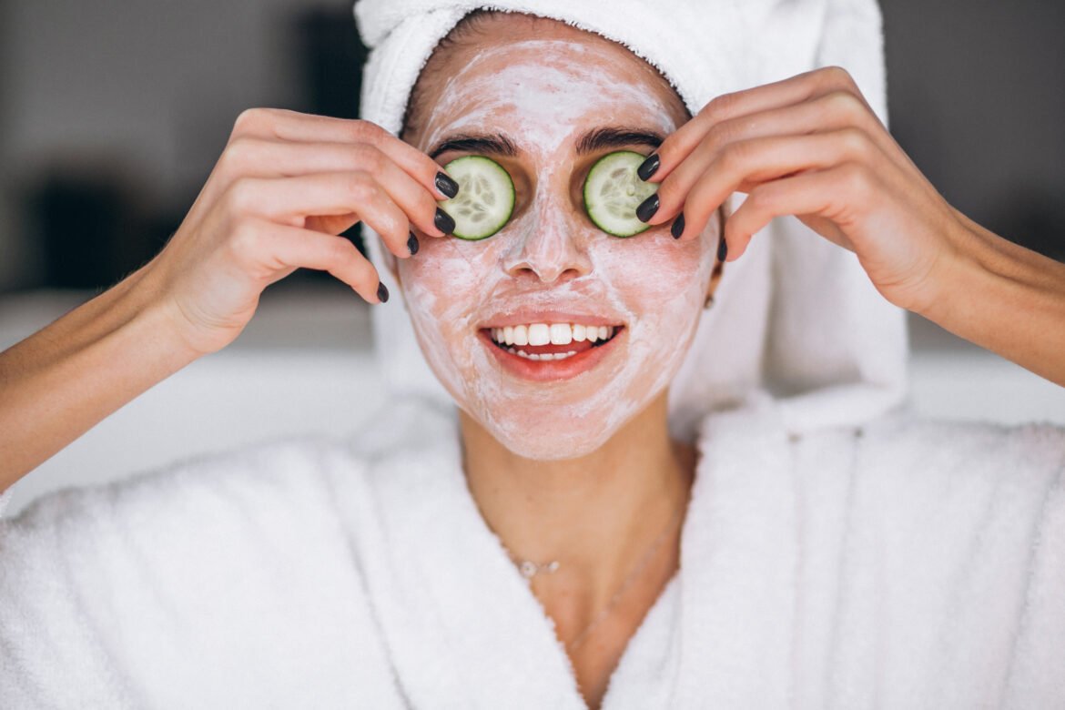 10 Essential Steps for a Perfect At-Home Facial