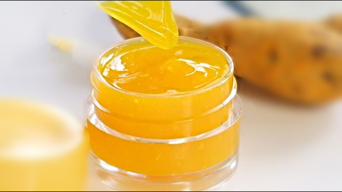 Discover the DIY Turmeric Gel That Transforms Skin in 7 Days!