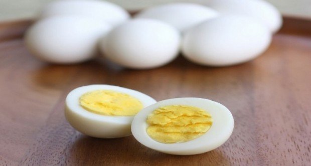 7 Genius Hacks to Peel Hard-Boiled Eggs Like a Pro!