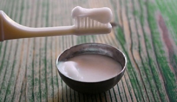 Coconut Oil Toothpaste: The Natural Oral Health Hack You Need Now